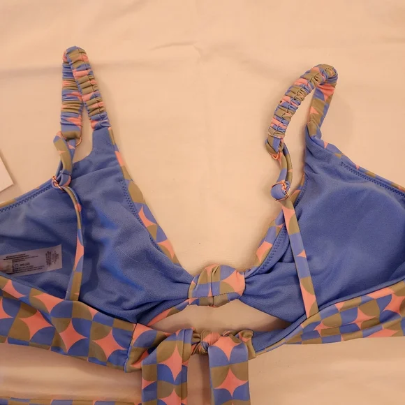 Raisins Colorful Geometric Bikini Set. Comes with Hygienic Liner. NWT - Picture 2 of 11